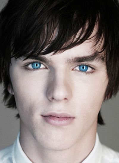 Discover the captivating allure of 'hunter eyes' and explore which male celebrities possess this striking facial feature that exudes intensity and charm. Learn what makes these eyes so attractive."